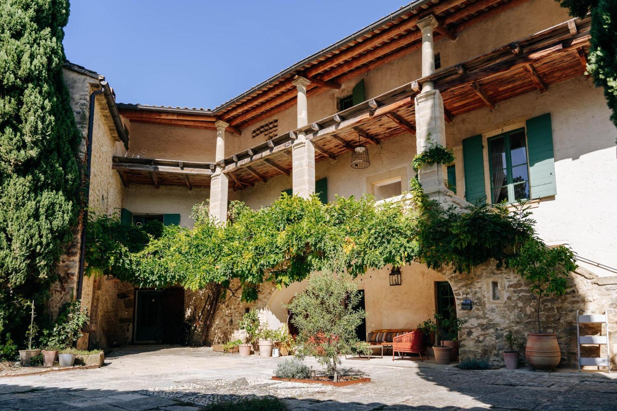 Maison 1643 Laudun المظهر الخارجي الصورة
